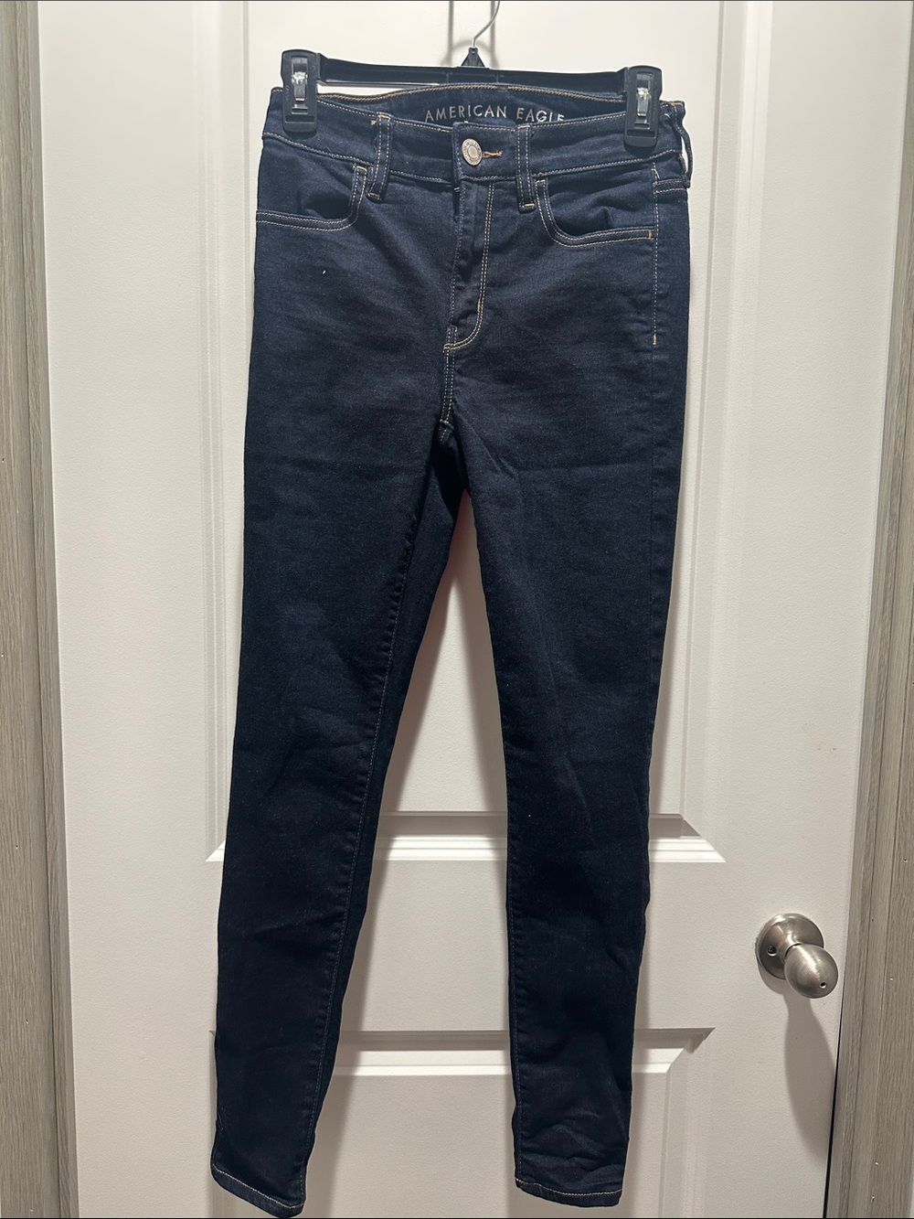 American Eagle Outfitters Navy High-Rise Skinny Jeans